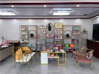 國貨之光“萬潔針紡織品” 潔凈萬物，潔享健康，開辟化妝品零售新篇章